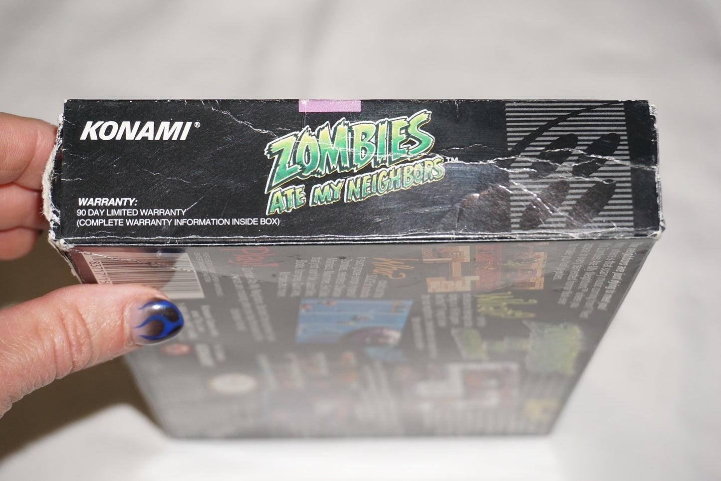 Zombies Ate My Neighbors (Super Nintendo SNES) Complete in Box CIB