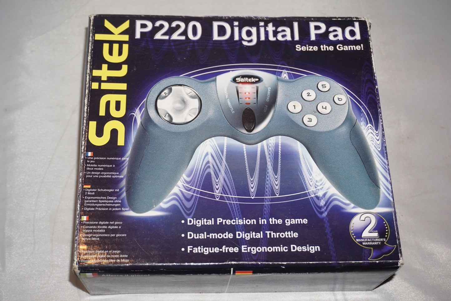 Saitek P220 Controller (PC) with Box USB