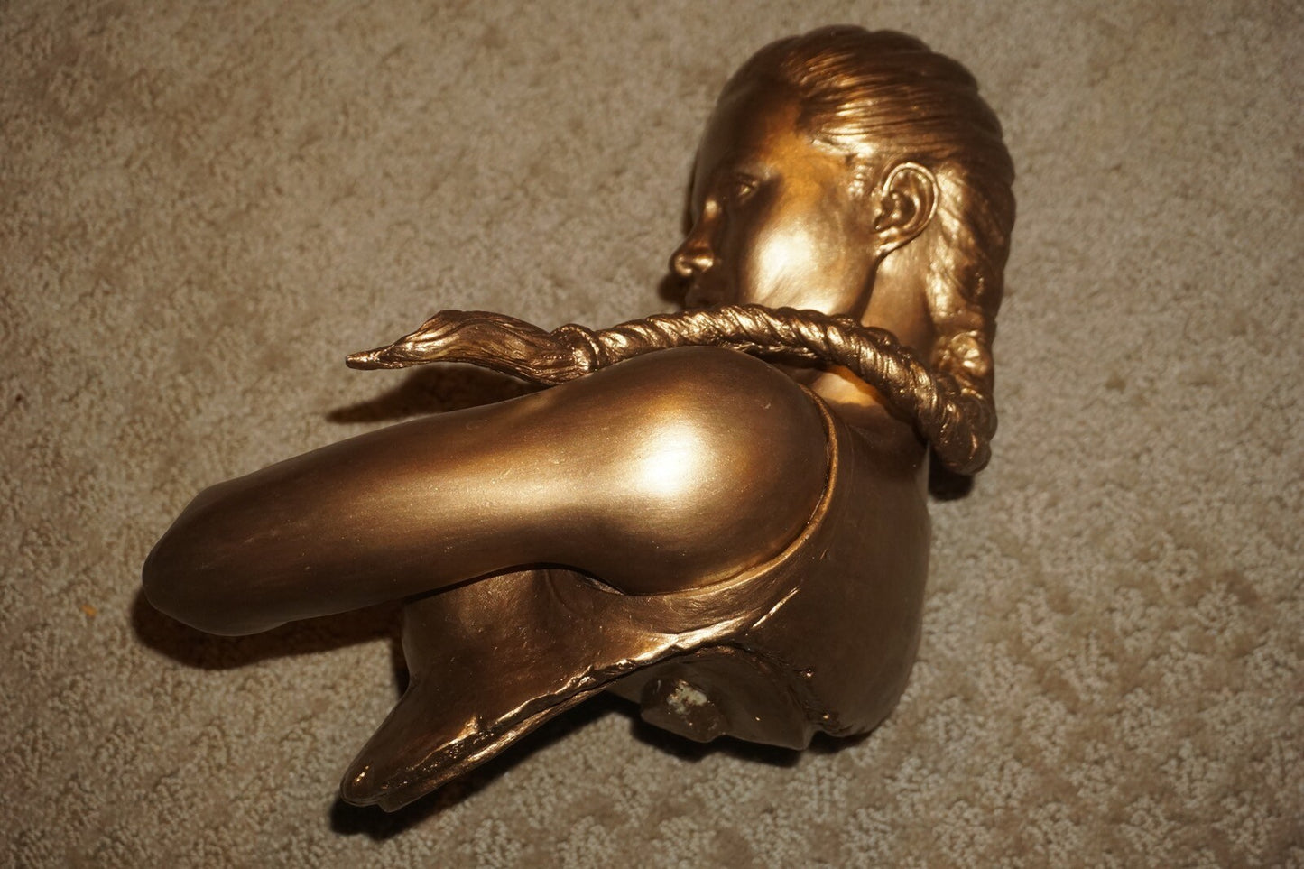 Angelina Jolie Lara Croft 1:2 Bust Figure Faux Bronze Art Department 11/15