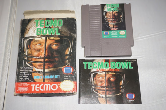 Tecmo Bowl (Nintendo NES) Complete in Box CIB #4