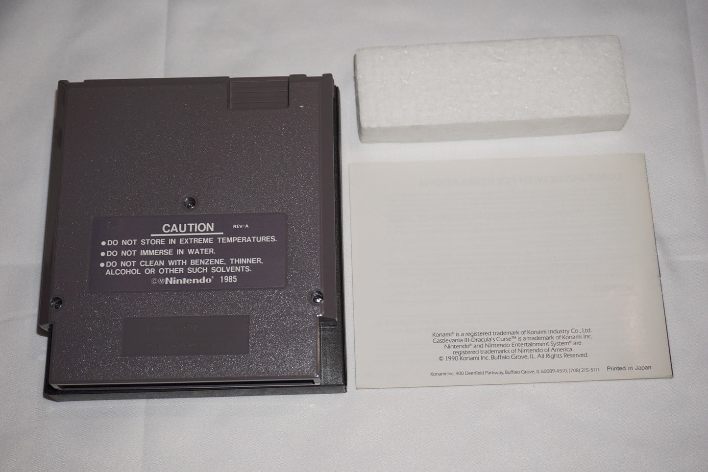 Castlevania III 3 Dracula's Curse (Nintendo NES) Complete in Box CIB