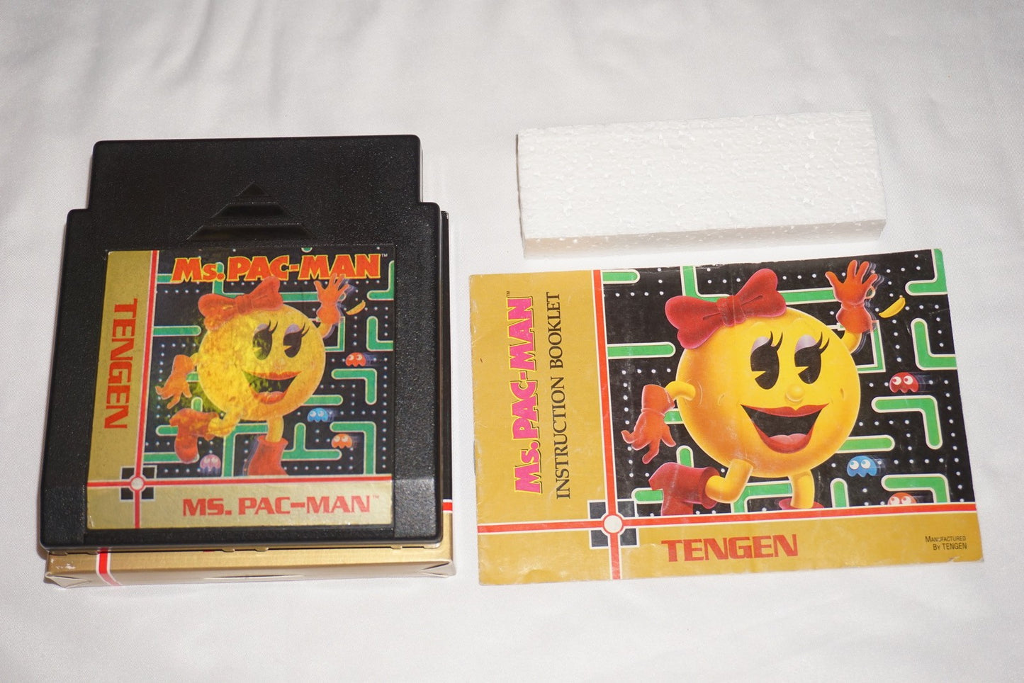 Ms Pac Man (Nintendo NES) Complete in Box CIB