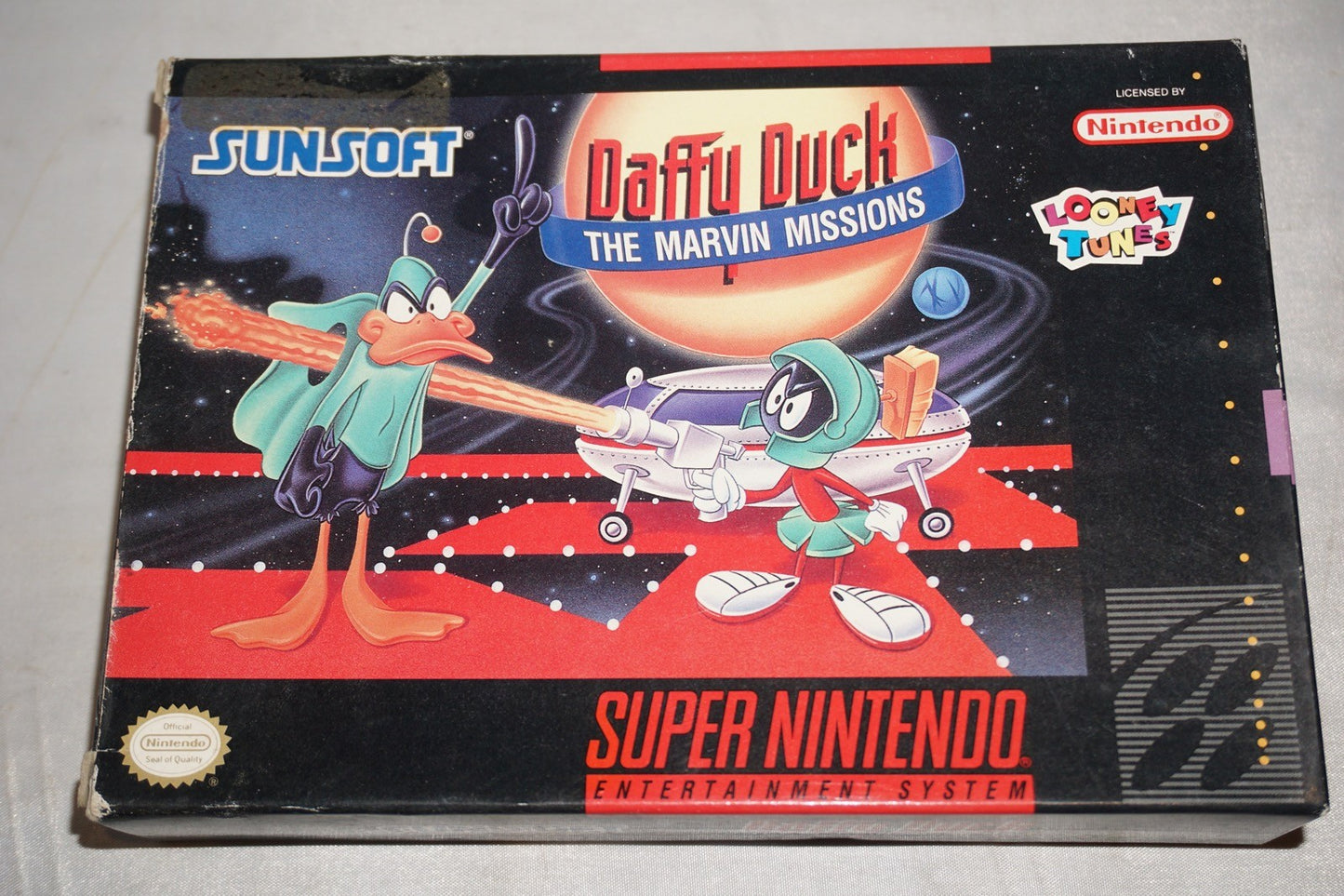Daffy Duck The Marvin Missions (Super Nintendo SNES) Complete in Box CIB