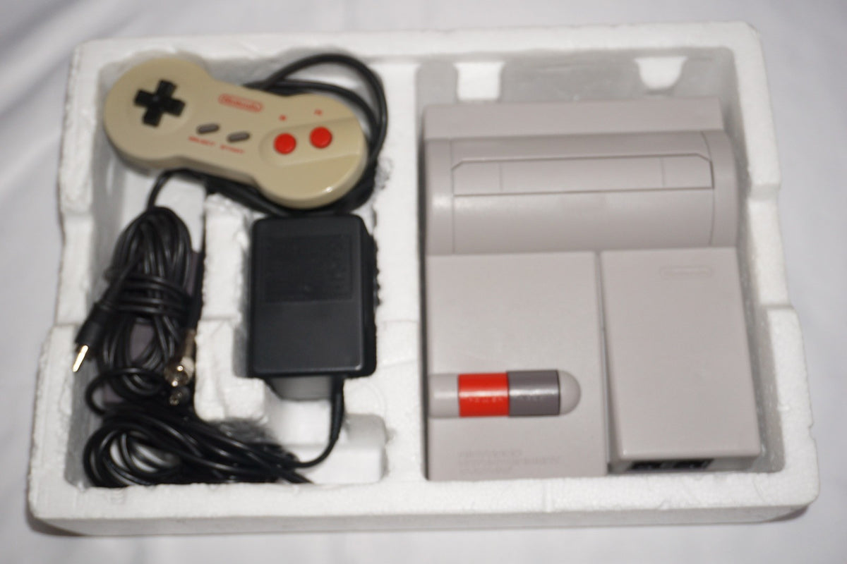 Nintendo NES Top Loader 101 Console System with Box Tested