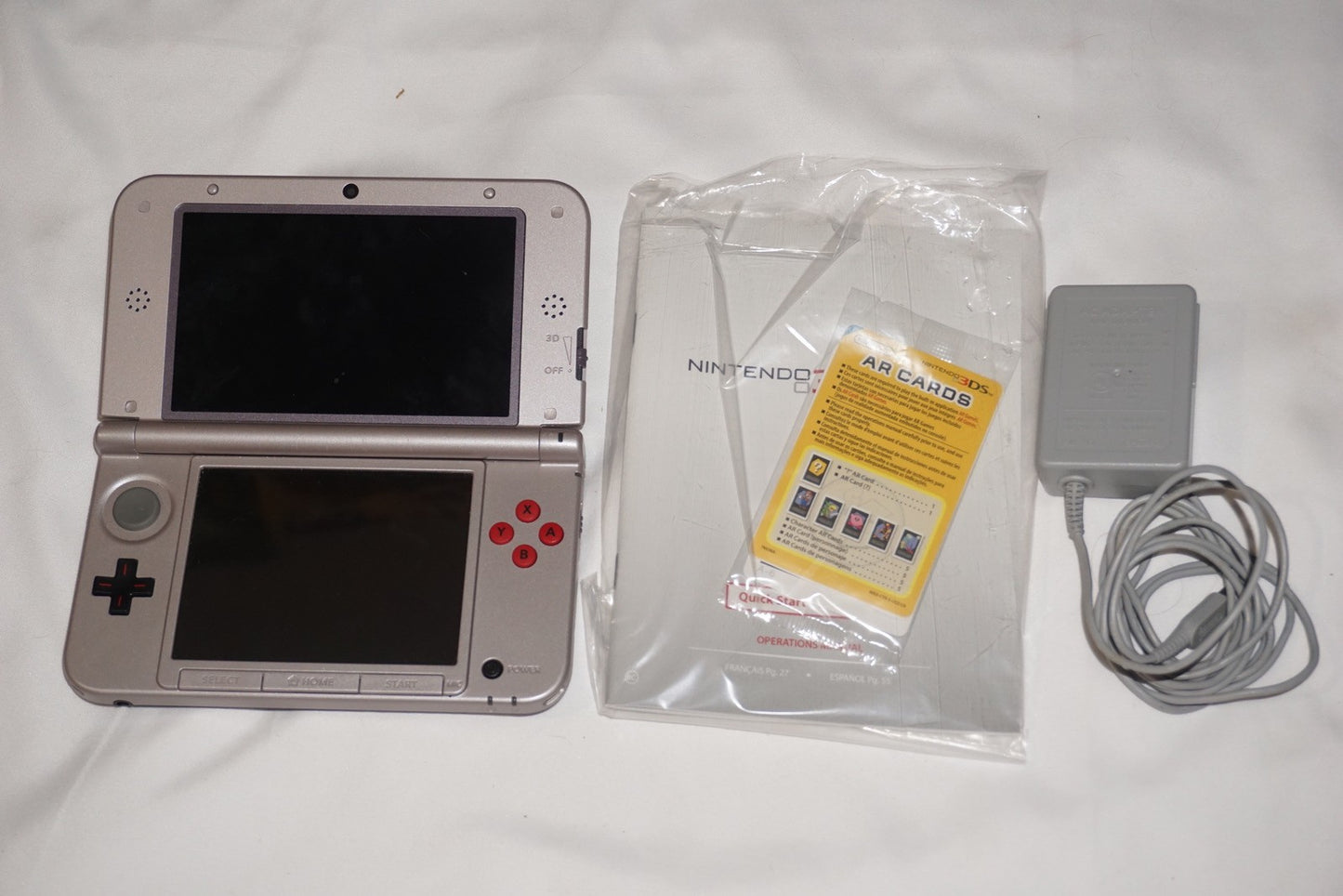 Retro NES Nintendo 3ds XL Console System Complete in Box CIB Tested