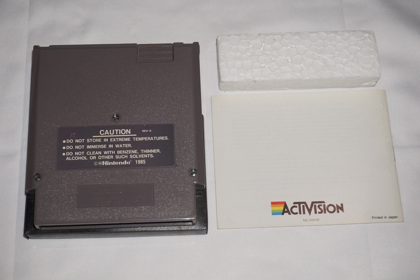 Archon (Nintendo NES) Complete in Box CIB