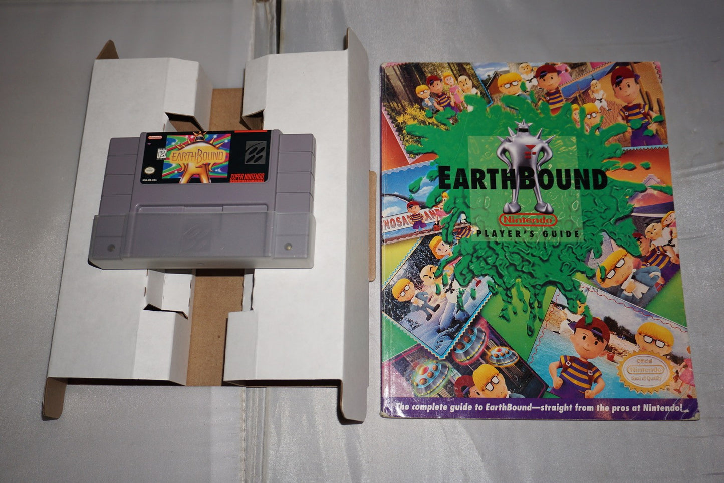 Earthbound (Super Nintendo SNES) Complete in Box CIB Guide Cards