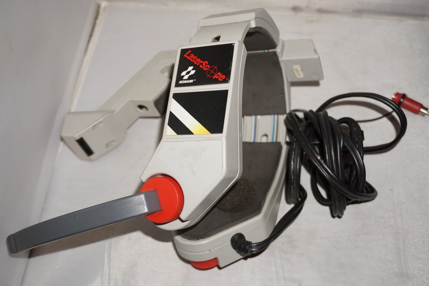 Konami LaserScope Headset (Nintendo NES)