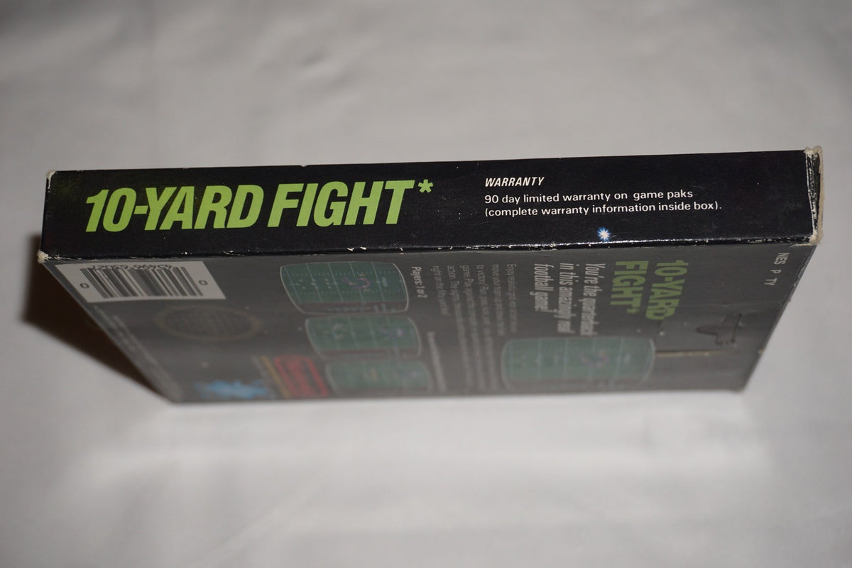 10 Yard Fight Hangtab 5 Screw (Nintendo NES) Complete in Box CIB