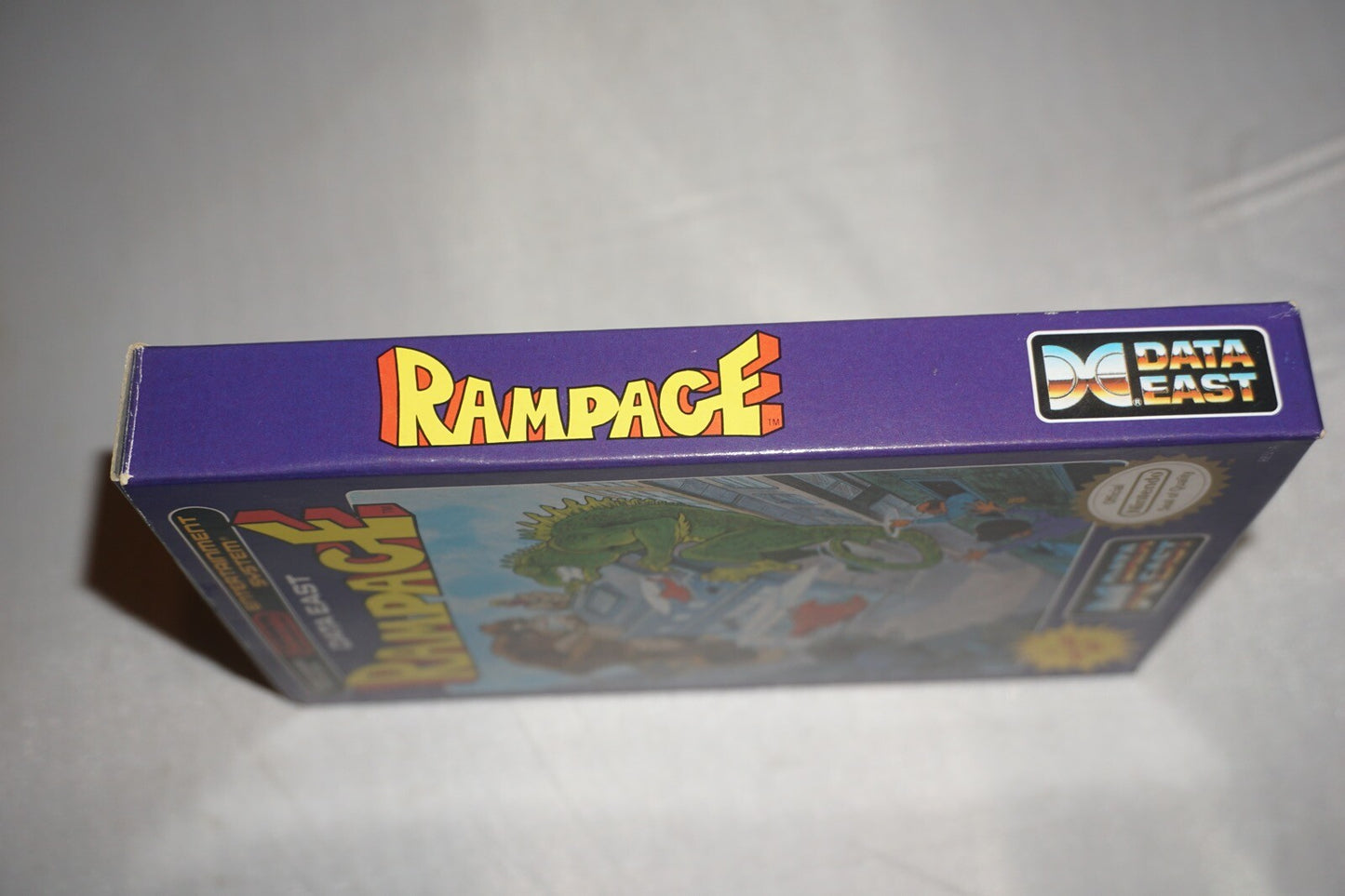 Rampage Oval (Nintendo NES) Complete in Box CIB Near Mint #1
