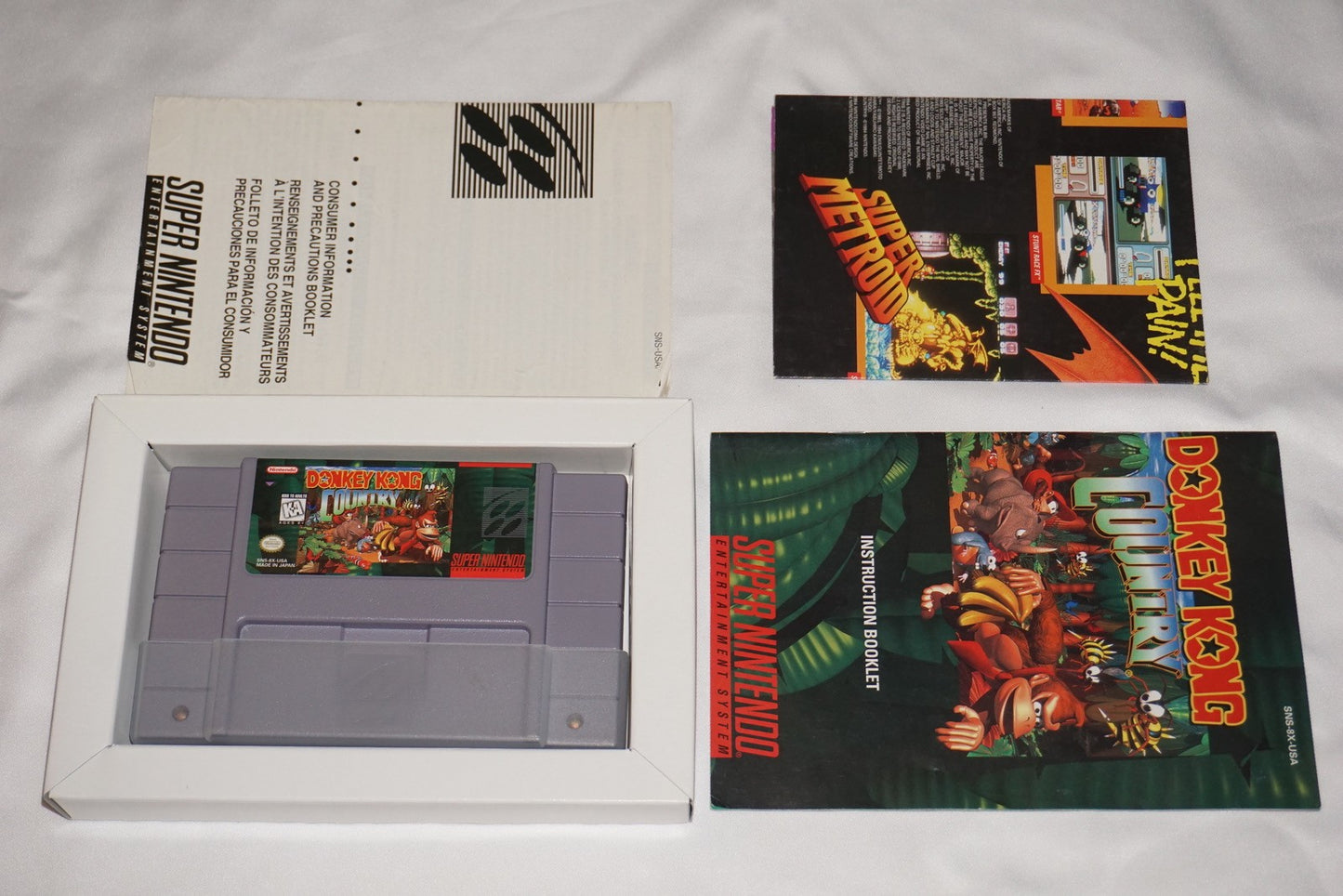 Donkey Kong Country 1 (Super Nintendo SNES) Complete in Box CIB