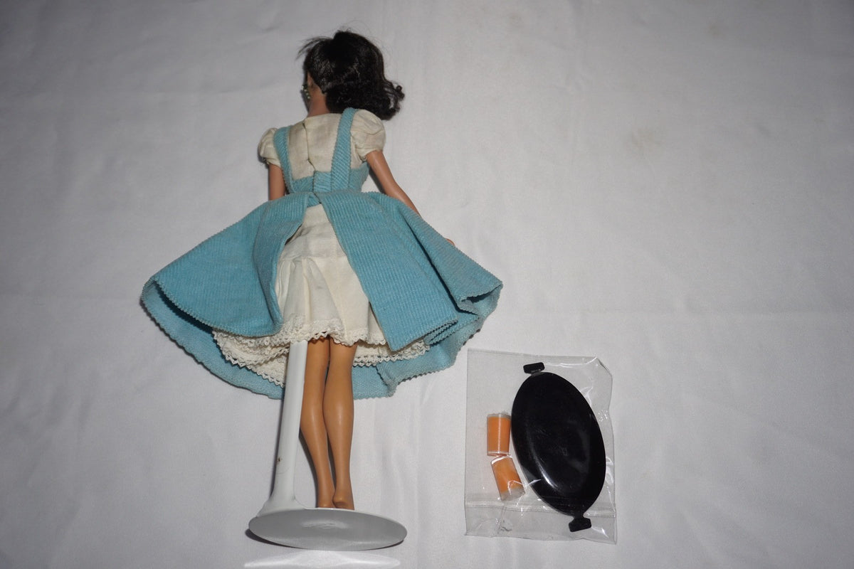 Brunette Barbie #4 in Friday Night Date #979 Vintage Mattel