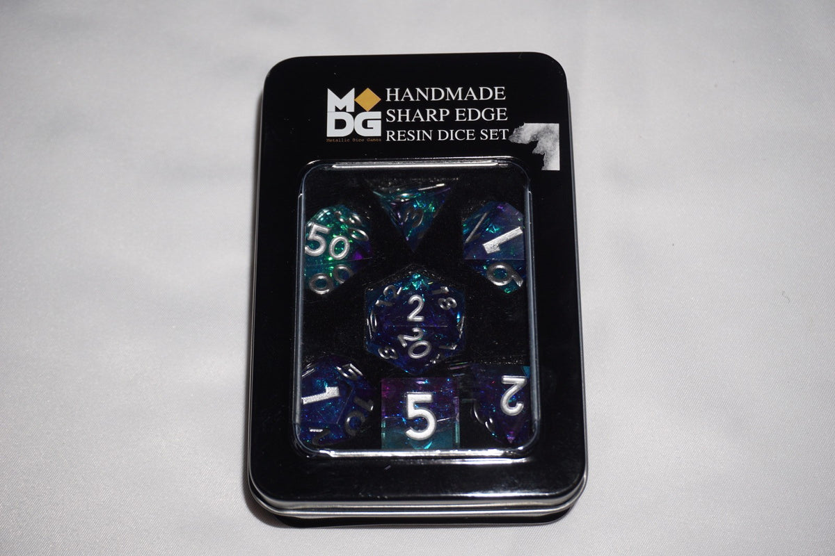 Mdg Sharp Edge Resin Oceanic Flare 932 Dice Set D&D NEW Sealed