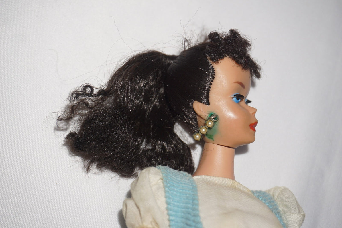 Brunette Barbie #4 in Friday Night Date #979 Vintage Mattel