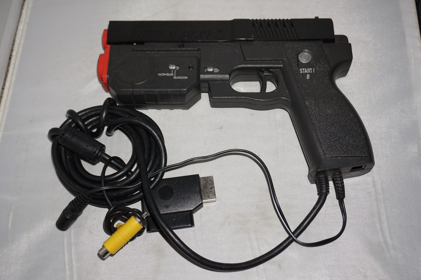 Joy Tech Real Arcade Jolt Light Gun (Sony Playstation 1 ps1 Sega Saturn)