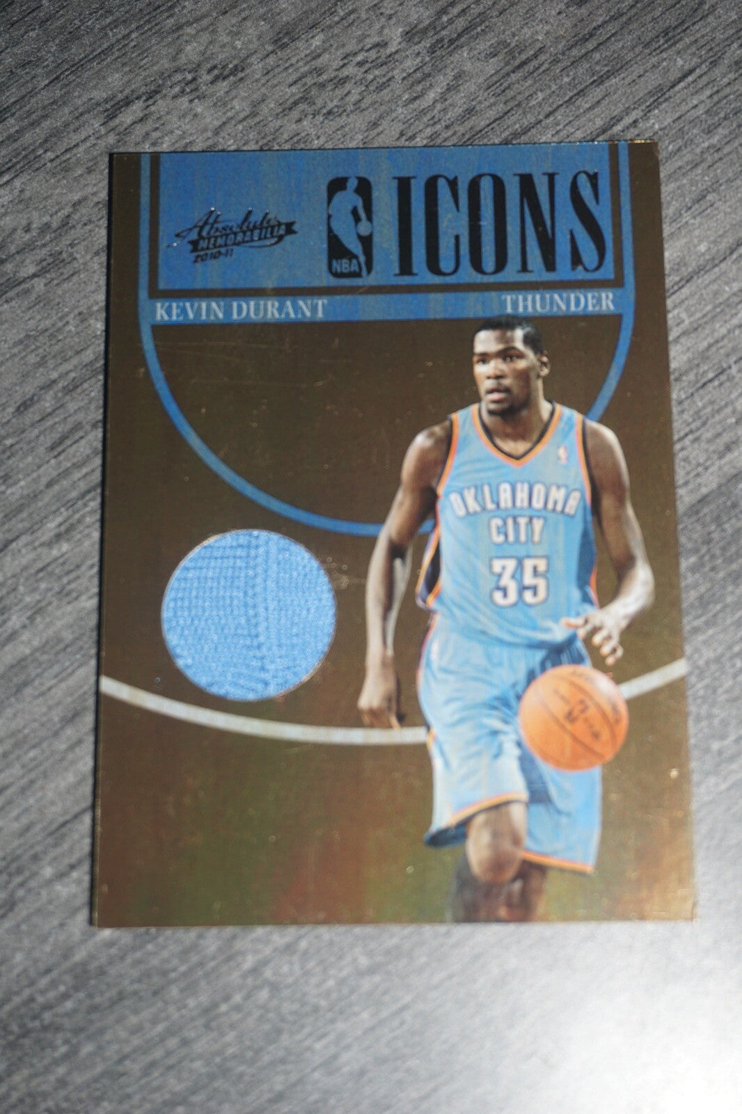 Kevin Durant 2011 Panini Absolute Memorabilia NBA Icons Swatch #8 42/49
