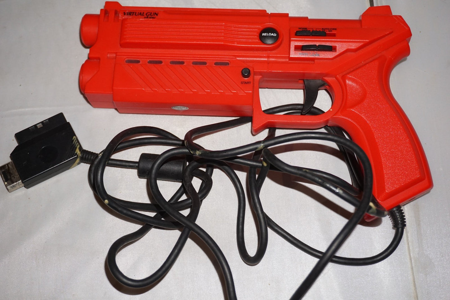 Nuby NB-278 Virtual Gun Controller (Sony Playstation 1 ps1 Sega Saturn)