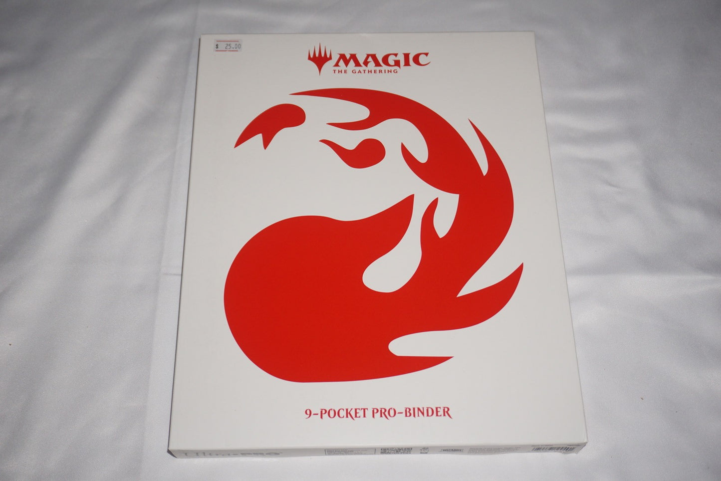 Ultra Pro 9 Pocket Pro Binder Magic the Gathering Mtg Mana 8 Mountain NEW
