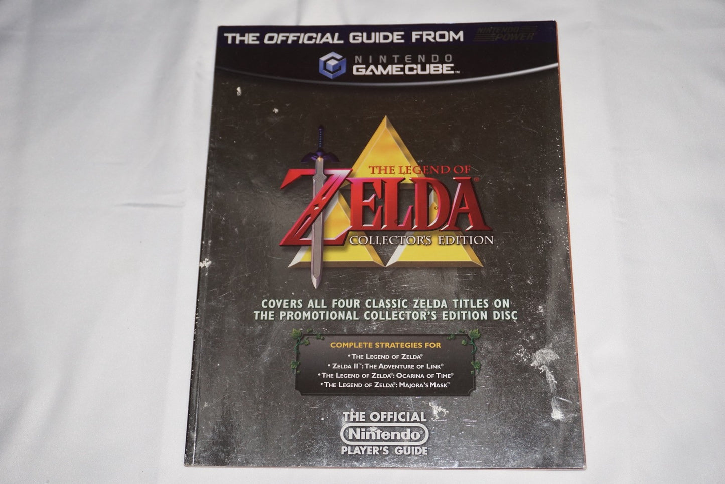 Legend of Zelda Collector's Ed Nintendo Power Official Strategy Guide Gamecube