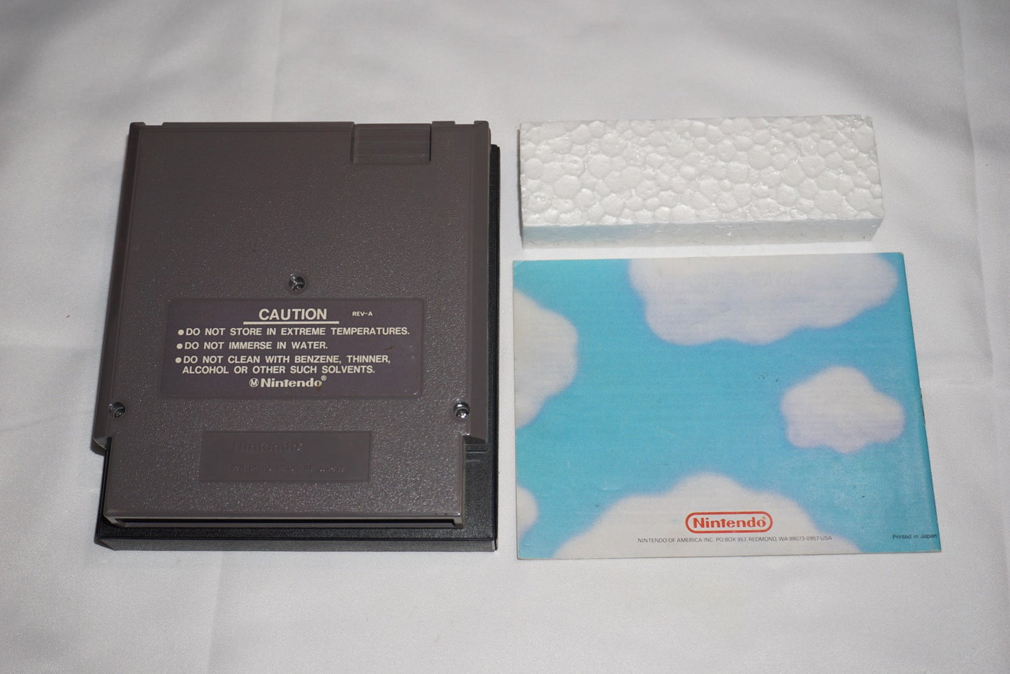 Super Mario Bros 2 (Nintendo NES) Complete in Box CIB