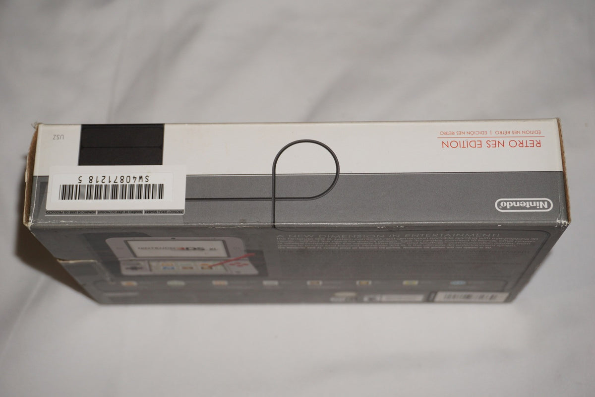 Retro NES Nintendo 3ds XL Console System Complete in Box CIB Tested