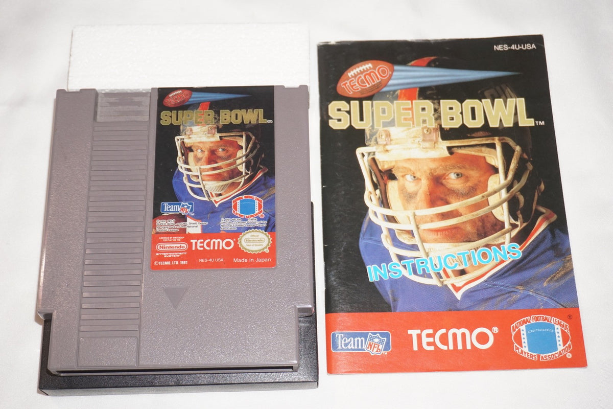 Tecmo Super Bowl (Nintendo NES) Complete in Box CIB