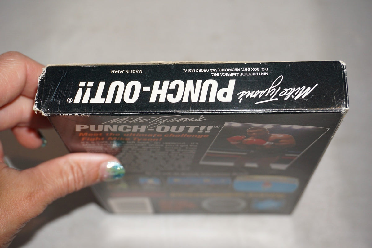 Mike Tyson's Punch Out (Nintendo NES) Complete in Box CIB