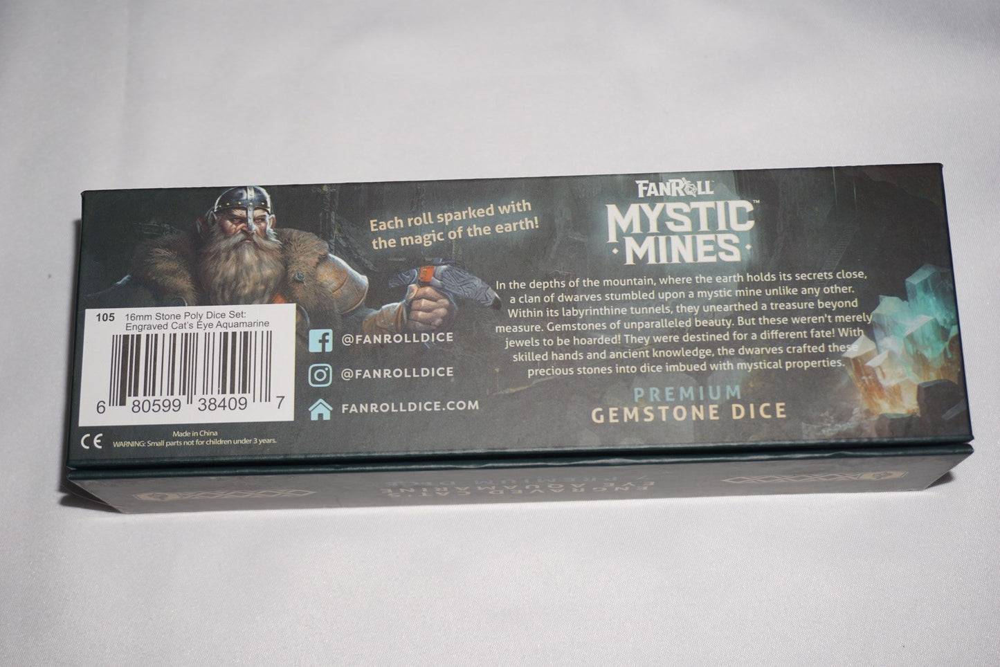 Fanroll Mystic Mines Engraved Cat's Eye Aquamarine D&D NEW Sealed