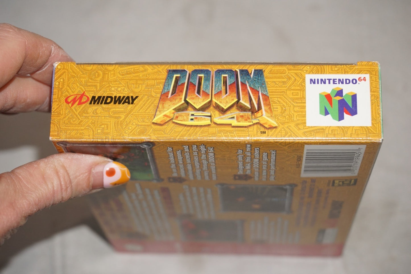 Doom (Nintendo 64 N64) Complete in Box w/ Reg Card Poster CIB