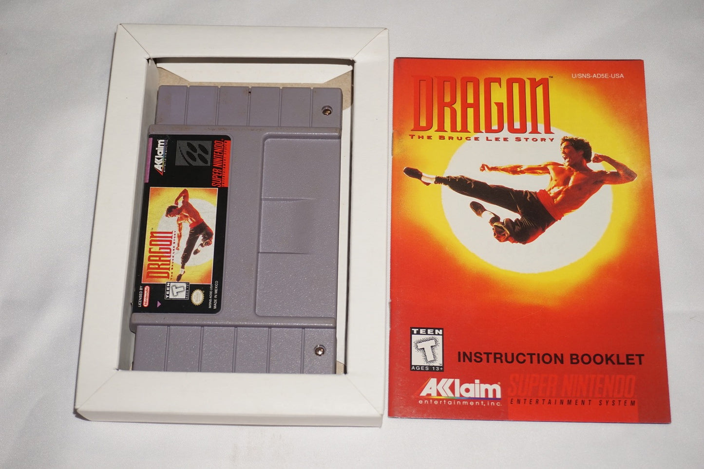 Dragon Bruce Lee Story (Super Nintendo SNES) Complete in Box CIB