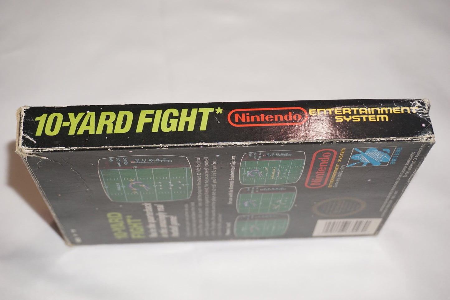 10 Yard Fight (Nintendo NES) Complete in Box CIB