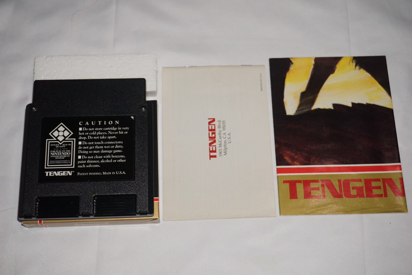 Gauntlet 1 Tengen Black  (Nintendo NES) Complete in Box w/ Poster CIB