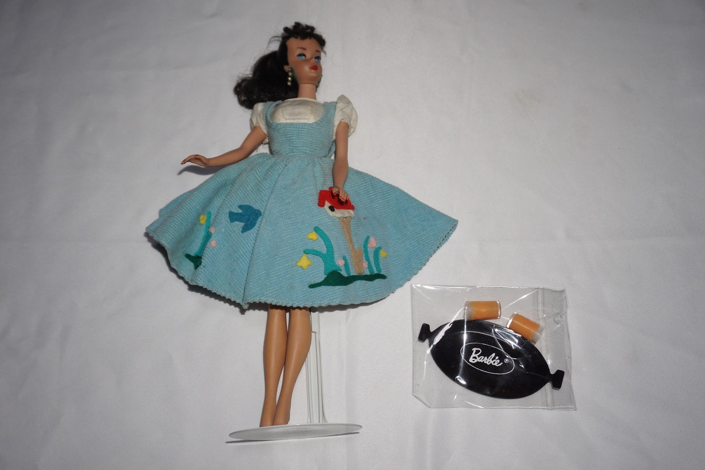 Brunette Barbie #4 in Friday Night Date #979 Vintage Mattel