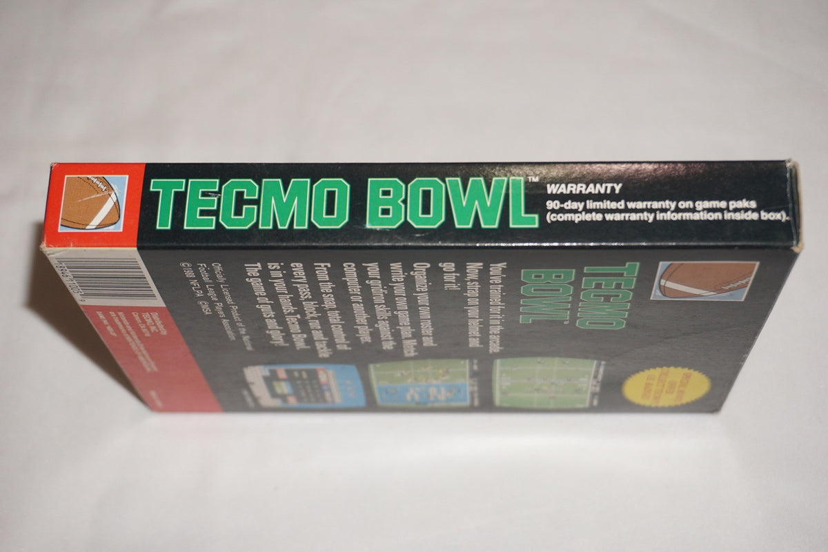 Tecmo Bowl (Nintendo NES) Complete in Box CIB